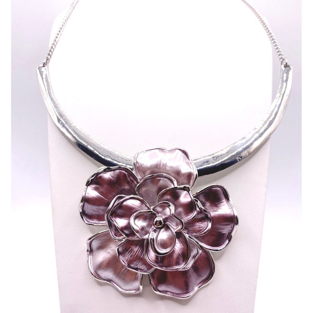 Soft Purple Enamel Flower Pendant Bib Necklace Silver Tone